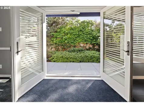 4674 Chelsea Lane Lake Oswego OR 97035