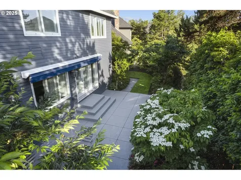 4674 Chelsea Lane Lake Oswego OR 97035