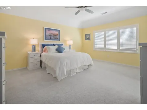 4674 Chelsea Lane Lake Oswego OR 97035
