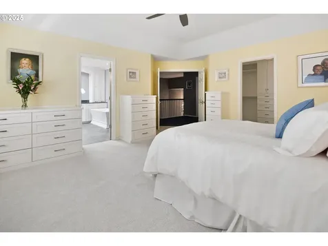 4674 Chelsea Lane Lake Oswego OR 97035