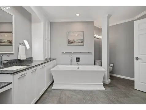 4674 Chelsea Lane Lake Oswego OR 97035