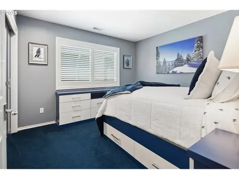 4674 Chelsea Lane Lake Oswego OR 97035