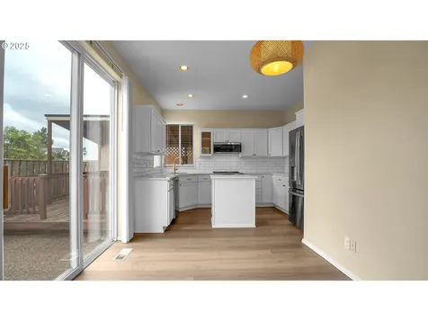 15210 SW Parkland Terrace Portland OR 97224