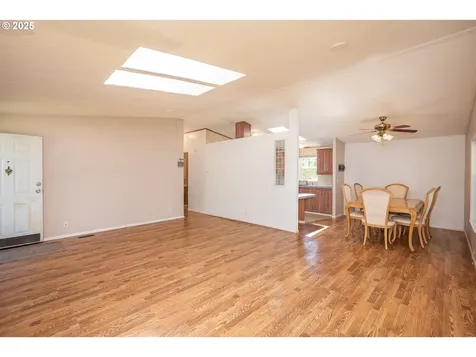 23056 N Umpqua Highway Idleyld Park OR 97447