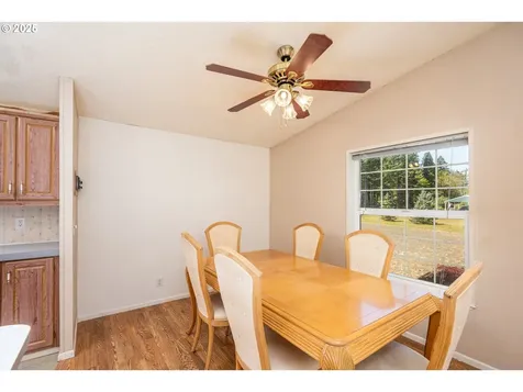 23056 N Umpqua Highway Idleyld Park OR 97447