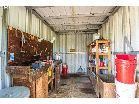23056 N Umpqua Highway Idleyld Park OR 97447