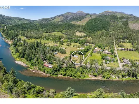 23056 N Umpqua Highway Idleyld Park OR 97447