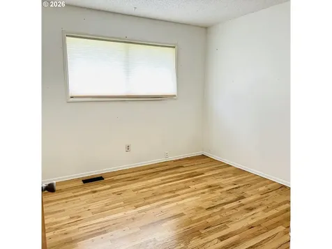 13314 SE Alder Street Portland OR 97233