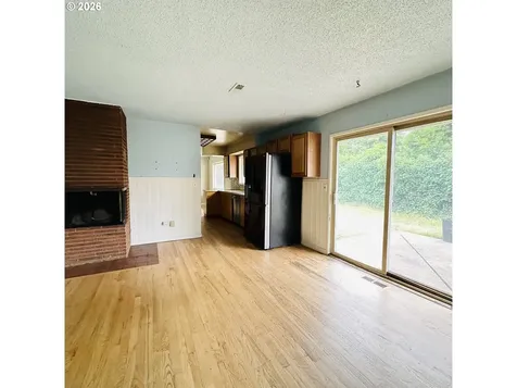 13314 SE Alder Street Portland OR 97233