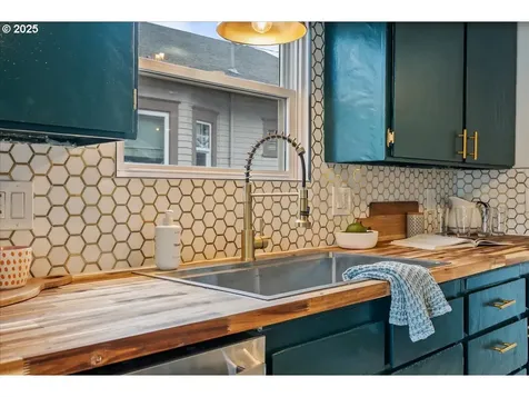 3140 NE 71st Avenue Portland OR 97213