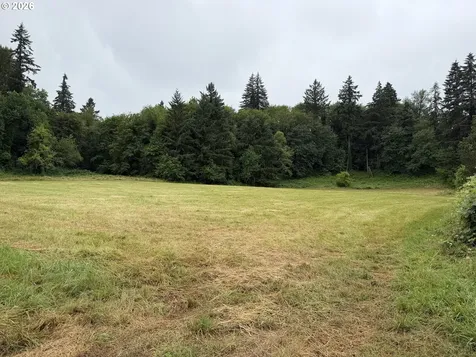 17083 S Holly Lane Oregon City OR 97045