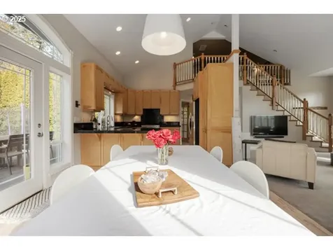 6403 SE Dunbar Drive Portland OR 97236