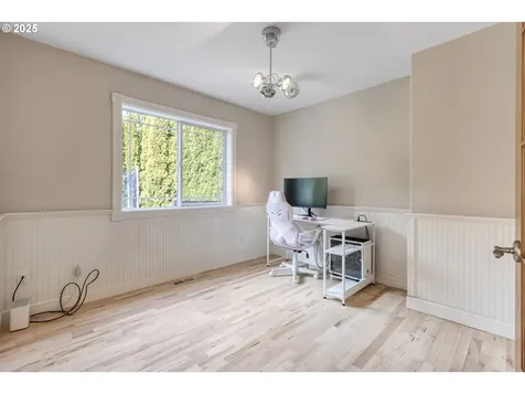 6403 SE Dunbar Drive Portland OR 97236