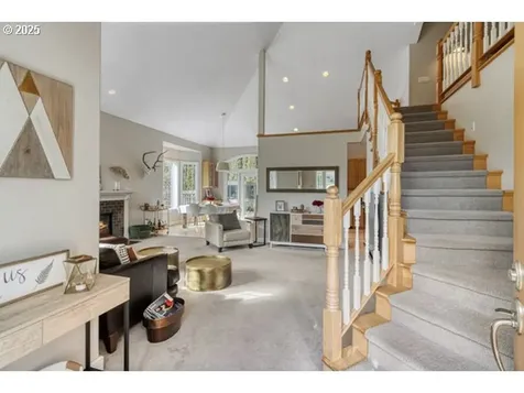 6403 SE Dunbar Drive Portland OR 97236