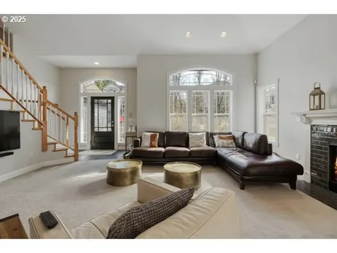 6403 SE Dunbar Drive Portland OR 97236