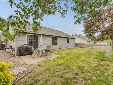 683 NE Summerfield Street Mcminnville OR 97128