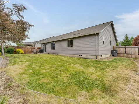 683 NE Summerfield Street Mcminnville OR 97128