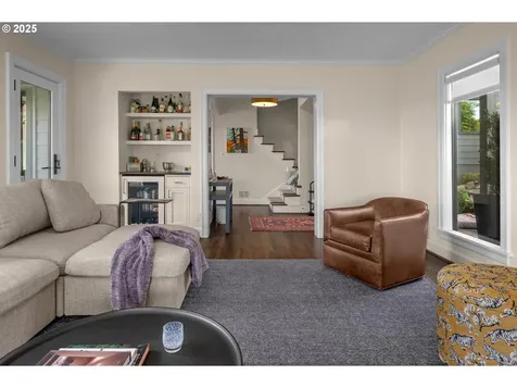 2732 NW Monte Vista Terrace Portland OR 97210