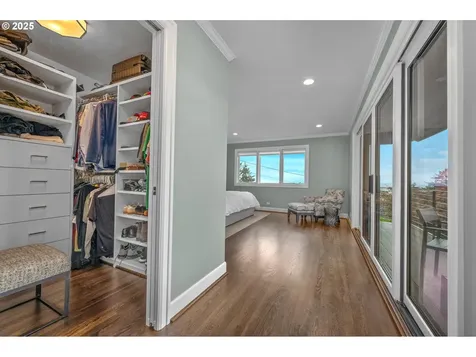 2732 NW Monte Vista Terrace Portland OR 97210