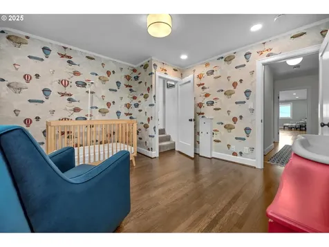 2732 NW Monte Vista Terrace Portland OR 97210