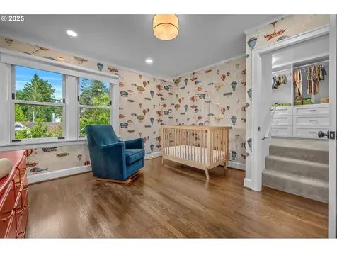 2732 NW Monte Vista Terrace Portland OR 97210