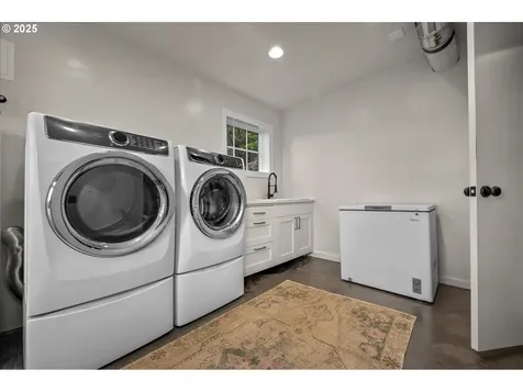 2732 NW Monte Vista Terrace Portland OR 97210