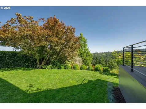2732 NW Monte Vista Terrace Portland OR 97210