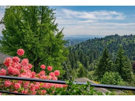 2732 NW Monte Vista Terrace Portland OR 97210