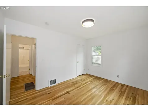 1945 NE Bell Drive Portland OR 97220