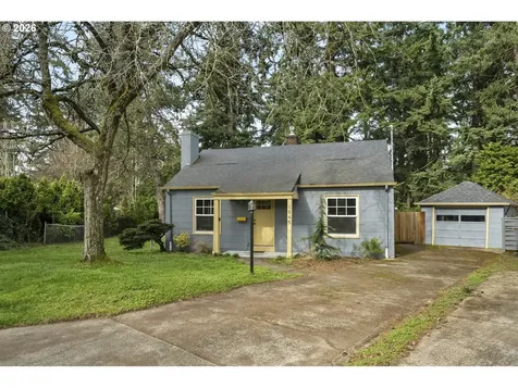 1945 NE Bell Drive Portland OR 97220
