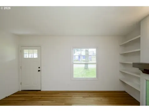 1945 NE Bell Drive Portland OR 97220