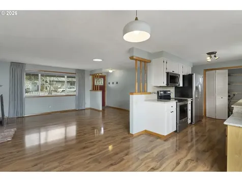 4280 Pullman Avenue SE Salem OR 97302