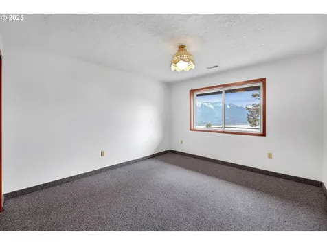 850 NE Montell Terrace Stevenson WA 98648