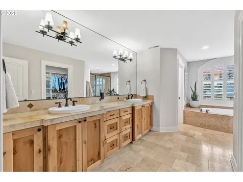 1275 N Fir Street Canby OR 97013