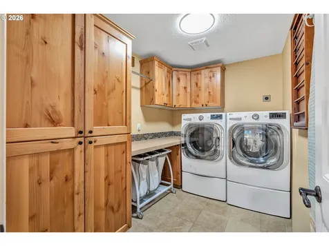 1275 N Fir Street Canby OR 97013