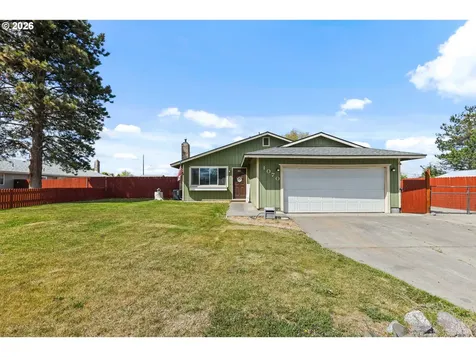 1070 SW 10th Place Hermiston OR 97838