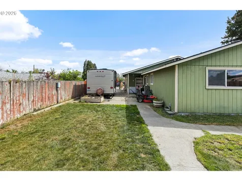 1070 SW 10th Place Hermiston OR 97838
