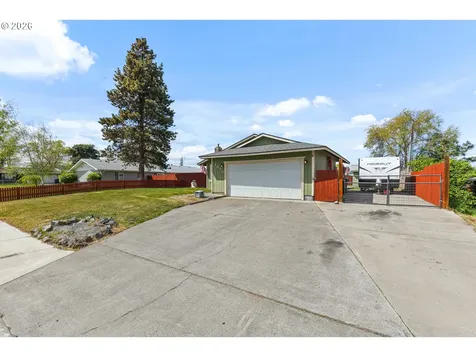 1070 SW 10th Place Hermiston OR 97838