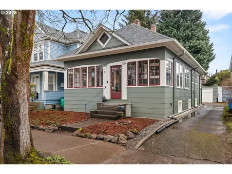 3546 SE Morrison Street Portland OR 97214
