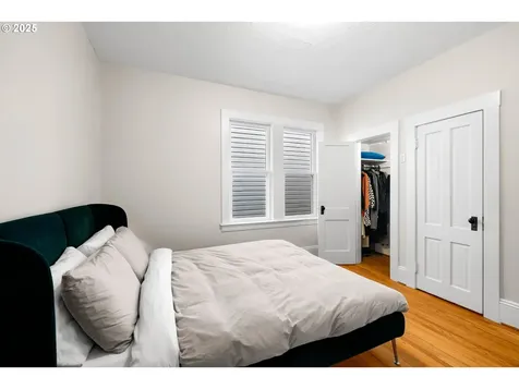 3546 SE Morrison Street Portland OR 97214