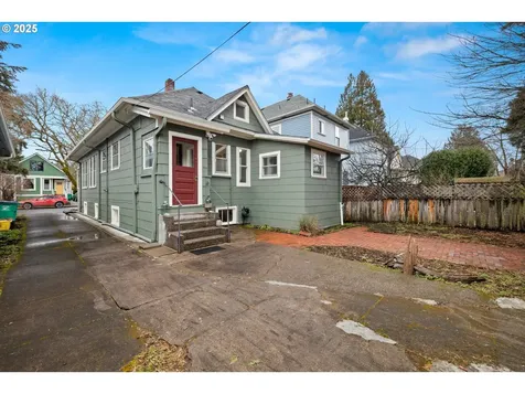 3546 SE Morrison Street Portland OR 97214