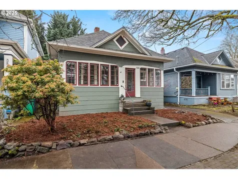 3546 SE Morrison Street Portland OR 97214