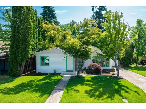 264 NW Ebberts Avenue Hillsboro OR 97124
