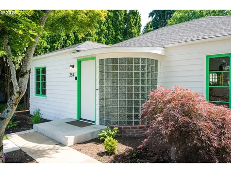 264 NW Ebberts Avenue Hillsboro OR 97124