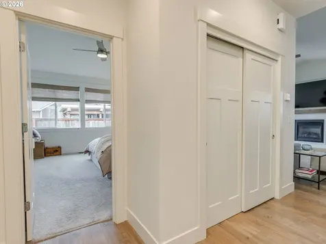 2893 4th Street Hubbard OR 97032