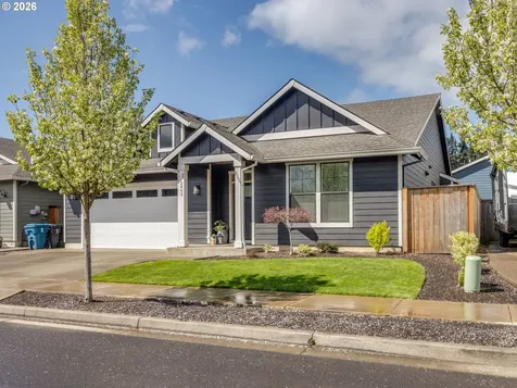 2893 4th Street Hubbard OR 97032