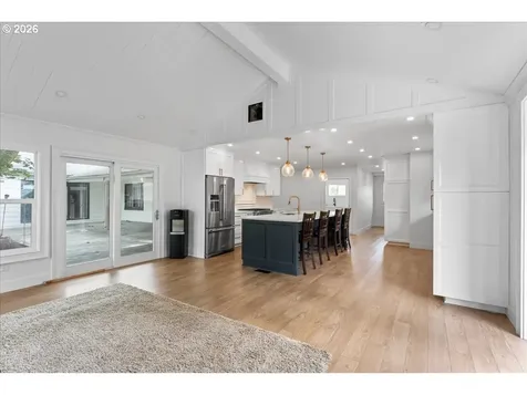 590 N Pershing Street Mt. Angel OR 97362