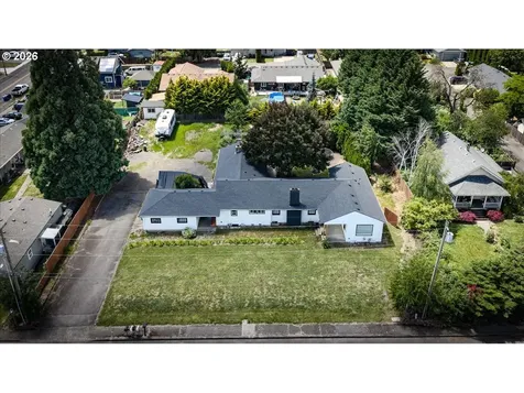 590 N Pershing Street Mt. Angel OR 97362
