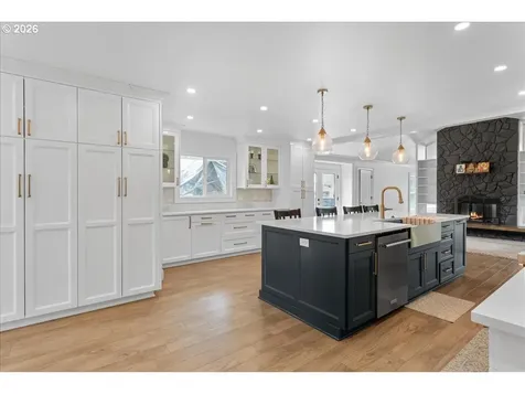 590 N Pershing Street Mt. Angel OR 97362