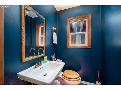 9920 SW Gilbert Creek Road Willamina OR 97396